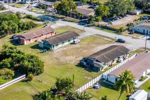 Immobilier commercial à vendre à West Park, Floride: 157.66 m2 № 2025247 - photo 5
