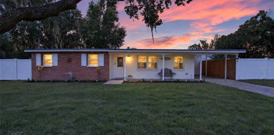 Casa en Plant City, Florida 3 dormitorios, 117.34 m2 № 2420051