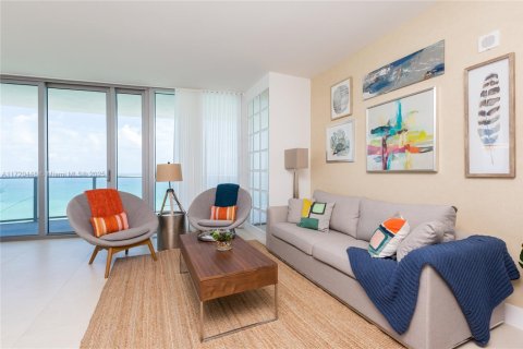 Copropriété à vendre à Hollywood, Floride: 2 chambres, 106.37 m2 № 1471429 - photo 6