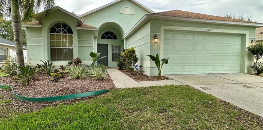 Casa en Spring Hill, Florida 3 dormitorios, 148.64 m2 № 1902141