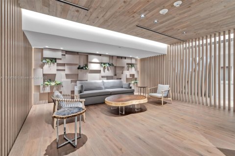 Condo in Miami Beach, Florida, 1 bedroom  № 2022695 - photo 14