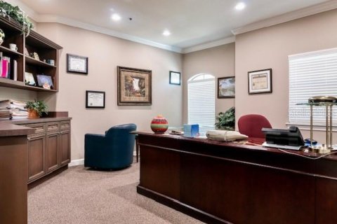 Propiedad comercial en alquiler en Winter Springs, Florida № 2109088 - foto 11