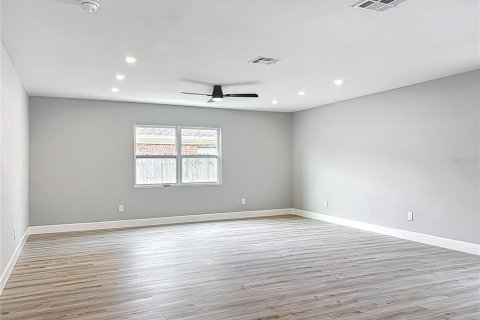 Casa en venta en Orlando, Florida, 3 dormitorios, 157.38 m2 № 1774018 - foto 14