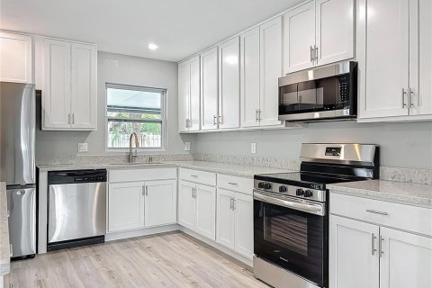 Casa en venta en Orlando, Florida, 3 dormitorios, 157.38 m2 № 1774018 - foto 26