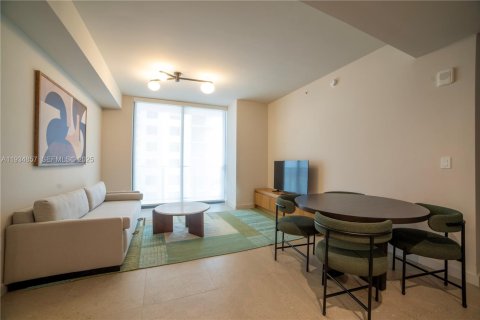 Condo in Miami, Florida, 1 bedroom  № 1994116 - photo 6