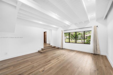 House in Miami Shores, Florida 3 bedrooms, 155.43 sq.m. № 1775295 - photo 10