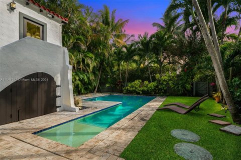 House in Miami Shores, Florida 3 bedrooms, 155.43 sq.m. № 1775295 - photo 2