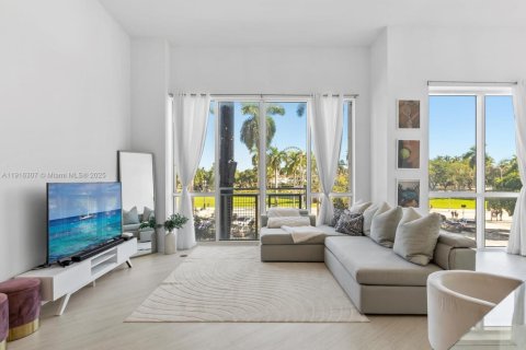 Condominio en venta en Miami, Florida, 1 dormitorio, 92.9 m2 № 1972377 - foto 9