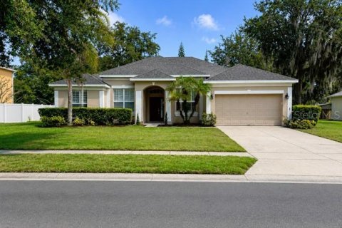 Casa en Kissimmee, Florida 4 dormitorios, 213.86 m2 № 2167686