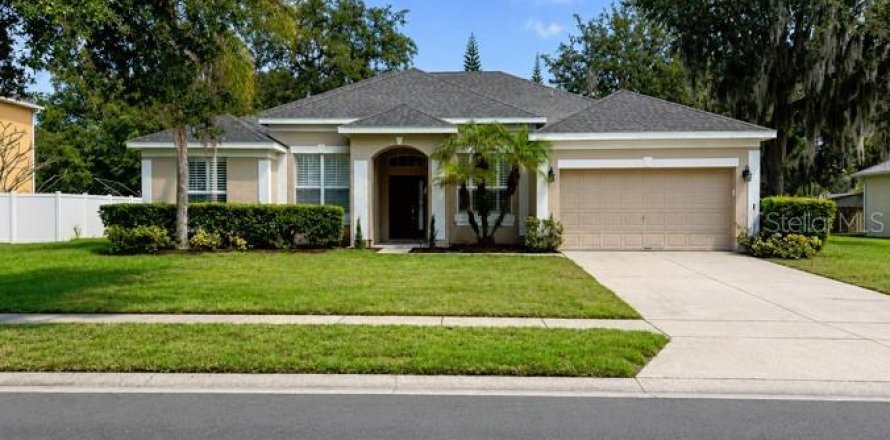 Casa en Kissimmee, Florida 4 dormitorios, 213.86 m2 № 2167686