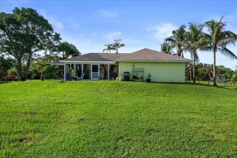 House in Loxahatchee Groves, Florida 3 bedrooms, 170.2 sq.m. № 2378401 - photo 26