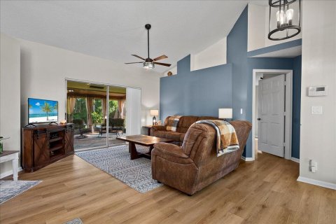 House in Loxahatchee Groves, Florida 3 bedrooms, 170.2 sq.m. № 2378401 - photo 7