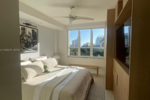 Condo in Miami, Florida, 1 bedroom  № 1996431 - photo 8