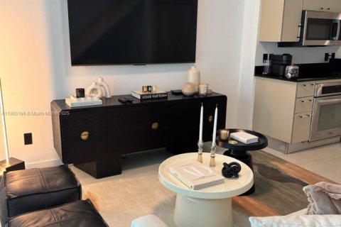 Copropriété à vendre à Miami, Floride: 1 chambre, 72.93 m2 № 1979235 - photo 6