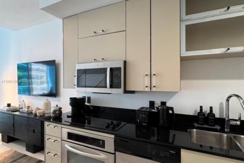 Copropriété à vendre à Miami, Floride: 1 chambre, 72.93 m2 № 1979235 - photo 5