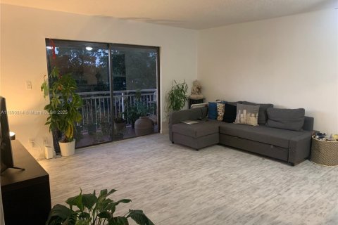 Condo in Plantation, Florida, 2 bedrooms  № 1944098 - photo 5