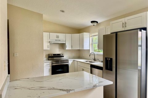 Commercial property in Palm Coast, Florida 6 bedrooms, 222.41 sq.m. № 1909590 - photo 3