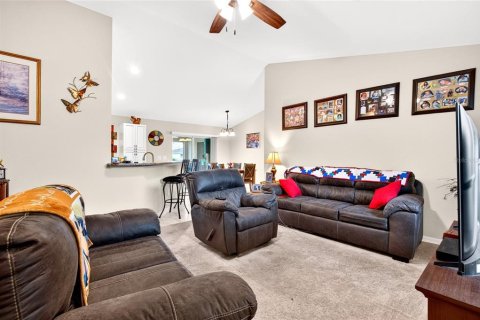 Villa ou maison à vendre à Ocala, Floride: 3 chambres, 133.87 m2 № 2238580 - photo 4