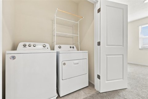 Touwnhouse à vendre à Newberry, Floride: 3 chambres, 165.83 m2 № 2436796 - photo 14
