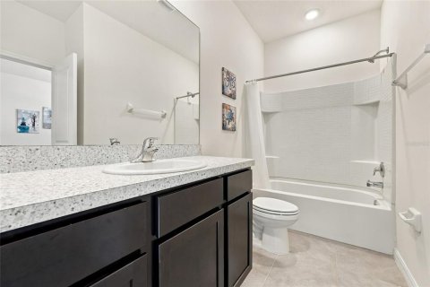 Touwnhouse à vendre à Newberry, Floride: 3 chambres, 165.83 m2 № 2436796 - photo 17