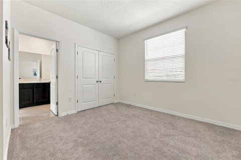 Touwnhouse à vendre à Newberry, Floride: 3 chambres, 165.83 m2 № 2436796 - photo 19