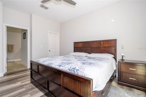 Casa en venta en Davenport, Florida, 7 dormitorios, 285.3 m2 № 1773837 - foto 28