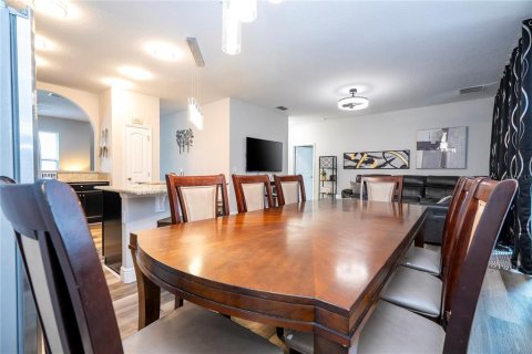 Casa en venta en Davenport, Florida, 7 dormitorios, 285.3 m2 № 1773837 - foto 23