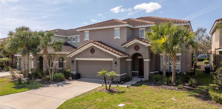 Casa en Davenport, Florida 7 dormitorios, 285.3 m2 № 1773837