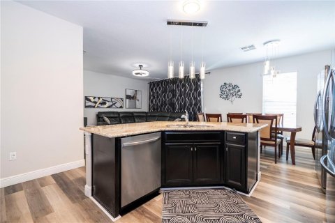 Casa en venta en Davenport, Florida, 7 dormitorios, 285.3 m2 № 1773837 - foto 20