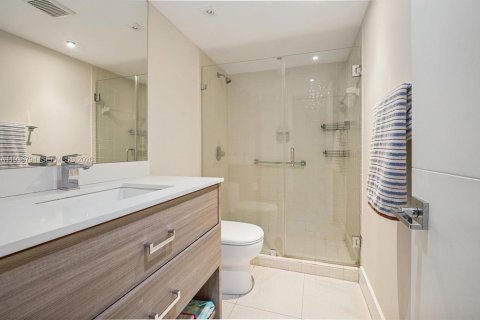 Condominio en venta en Miami Beach, Florida, 2 dormitorios, 88.16 m2 № 1993991 - foto 10