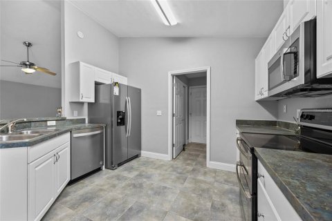 House in Gainesville, Florida 3 bedrooms, 139.73 sq.m. № 1782198 - photo 8