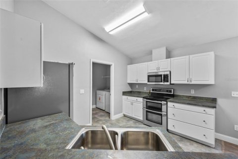 House in Gainesville, Florida 3 bedrooms, 139.73 sq.m. № 1782198 - photo 10
