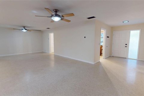 Villa ou maison à vendre à Clearwater, Floride: 3 chambres, 158.03 m2 № 2103674 - photo 27