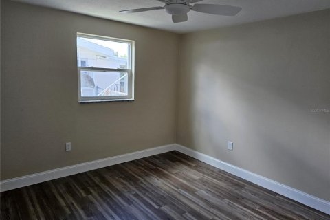 Casa en alquiler en Hudson, Florida, 4 dormitorios, 135.82 m2 № 1885130 - foto 8