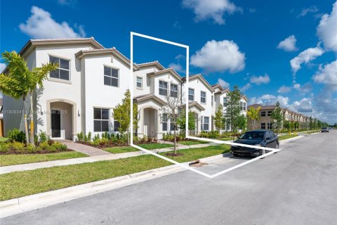 Townhouse in Homestead, Florida 3 bedrooms, 136.01 sq.m. № 1738988 - photo 4