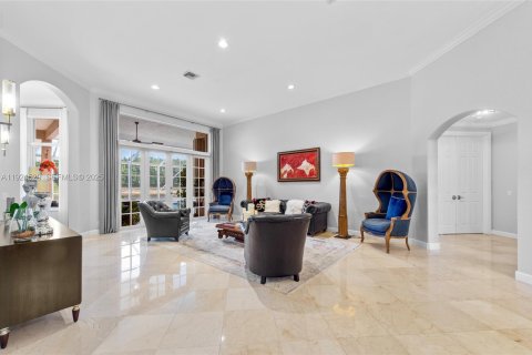 Villa ou maison à vendre à Weston, Floride: 5 chambres, 456.61 m2 № 1995169 - photo 2
