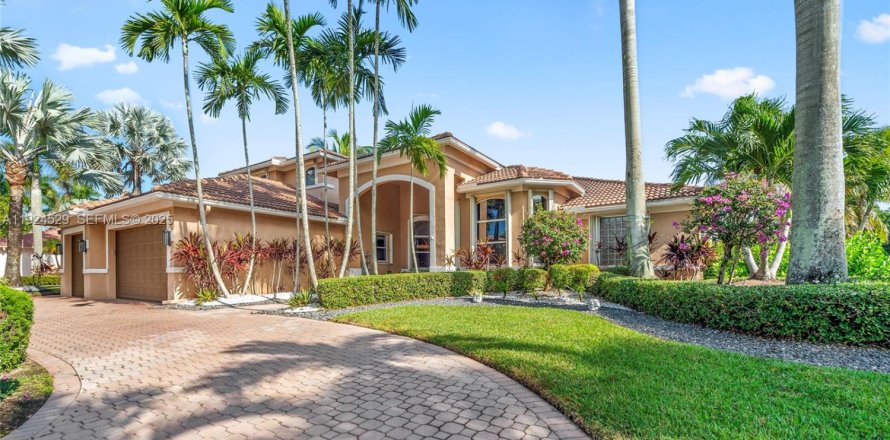 Villa ou maison à Weston, Floride 5 chambres, 456.61 m2 № 1995169