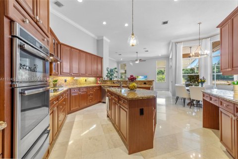 Villa ou maison à vendre à Weston, Floride: 5 chambres, 456.61 m2 № 1995169 - photo 13