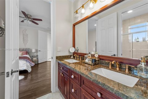 Villa ou maison à vendre à Weston, Floride: 5 chambres, 456.61 m2 № 1995169 - photo 20