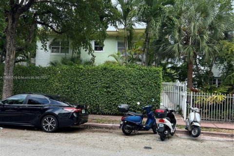 Снять в аренду квартиру в Майами-Бич, Флорида 1 спальня, 40.88м2, № 1951734 - фото 17