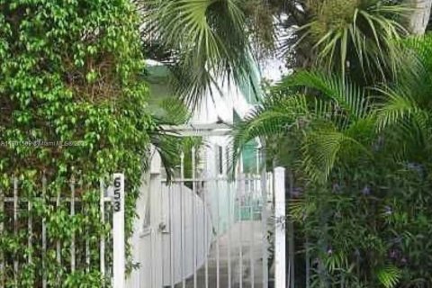 Снять в аренду квартиру в Майами-Бич, Флорида 1 спальня, 40.88м2, № 1951734 - фото 4