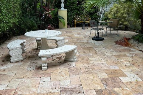 Снять в аренду квартиру в Майами-Бич, Флорида 1 спальня, 40.88м2, № 1951734 - фото 6