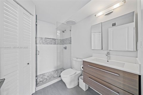 Купить кондоминиум в Майами-Бич, Флорида 3 спальни, 60.94м2, № 1986569 - фото 11