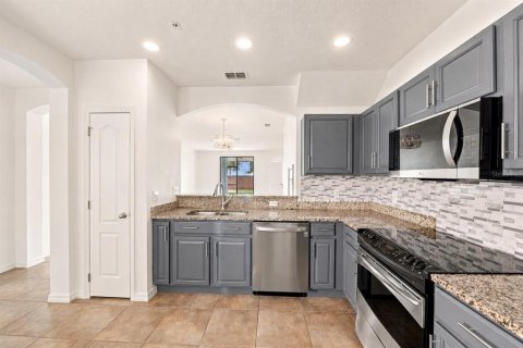 Touwnhouse à vendre à Ocoee, Floride: 3 chambres, 142.33 m2 № 2284987 - photo 5