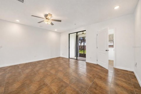 Touwnhouse à vendre à Ocoee, Floride: 3 chambres, 142.33 m2 № 2284987 - photo 11