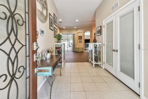 Casa en venta en Valrico, Florida, 5 dormitorios, 241.08 m2 № 1718535 - foto 3
