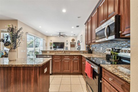 Casa en venta en Valrico, Florida, 5 dormitorios, 241.08 m2 № 1718535 - foto 18