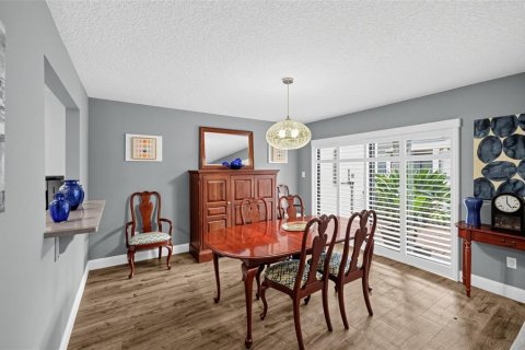 Townhouse in Fern Park, Florida 3 bedrooms, 173.91 sq.m. № 2387708 - photo 13