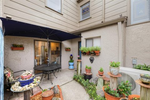 Townhouse in Fern Park, Florida 3 bedrooms, 173.91 sq.m. № 2387708 - photo 5