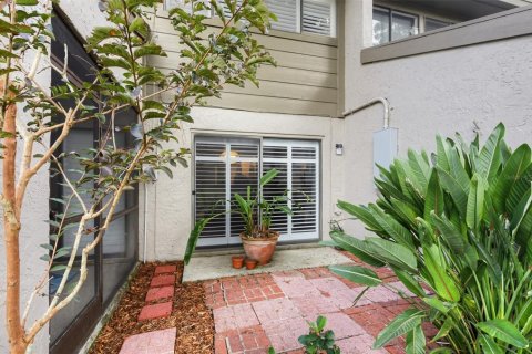 Townhouse in Fern Park, Florida 3 bedrooms, 173.91 sq.m. № 2387708 - photo 28